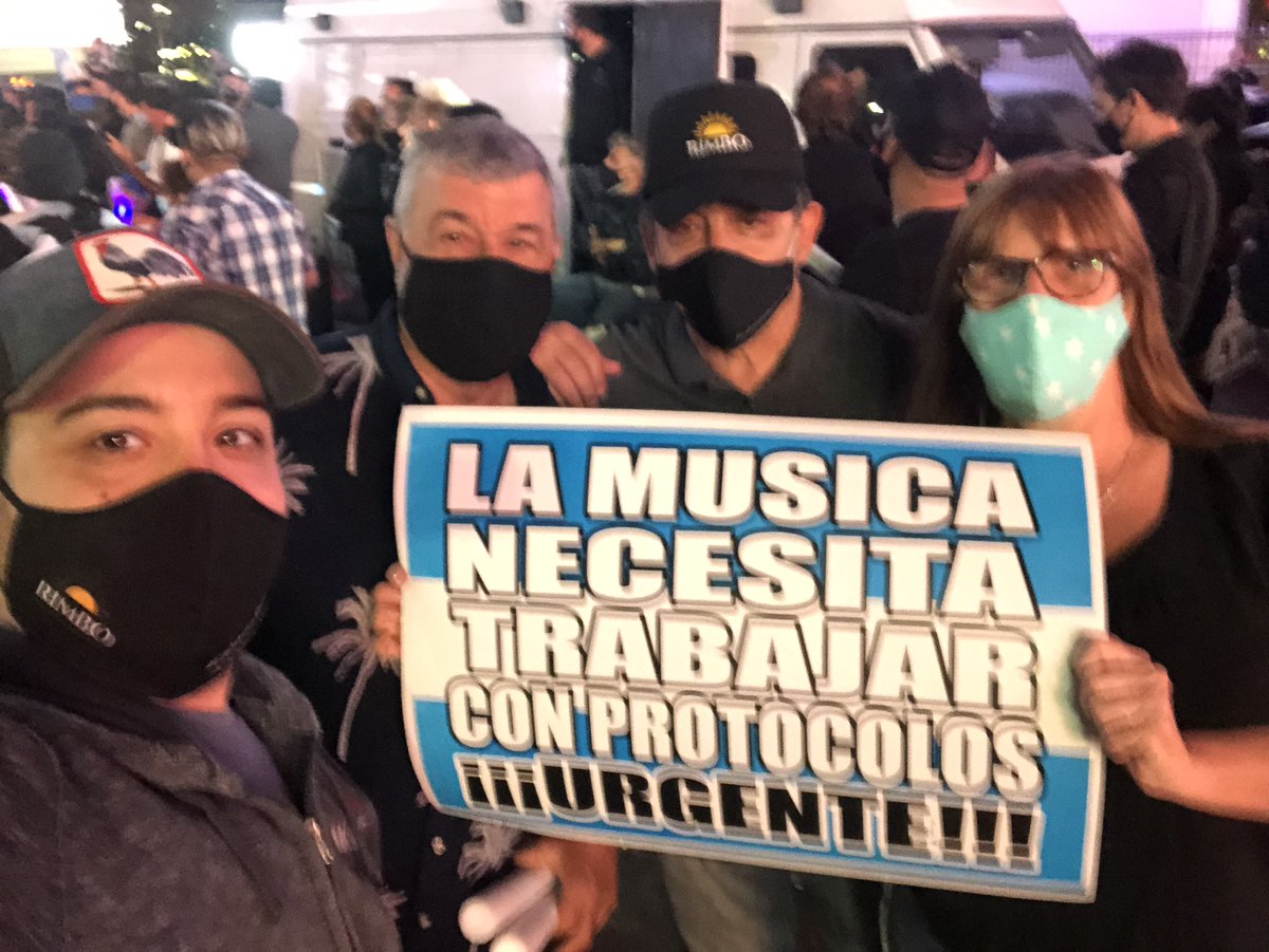 BrianRasmu's tweet photo. #LaMusicaNecesitaTrabajar https://t.co/txZZVnFrxv