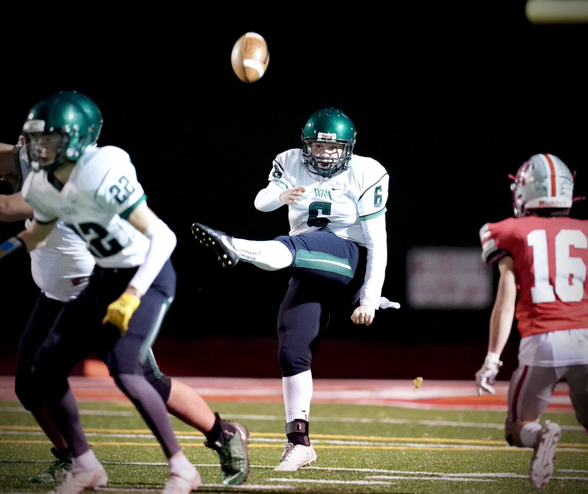 MichajohDC's tweet photo. More photos from the Cuyahoga Heights game...

#GoPioneers

@WRA_Lacrosse @WRAathletics @WRApioneers @GridironImports https://t.co/rosaZWTA5n