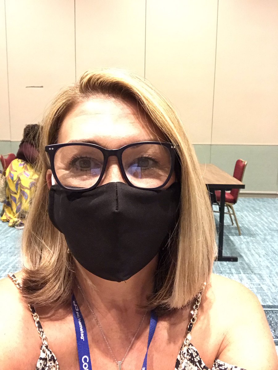 Shirlig3's tweet photo. @_ConnectCorp #SocialDistancing Staying safe while still connecting https://t.co/kMwhYAcgF2