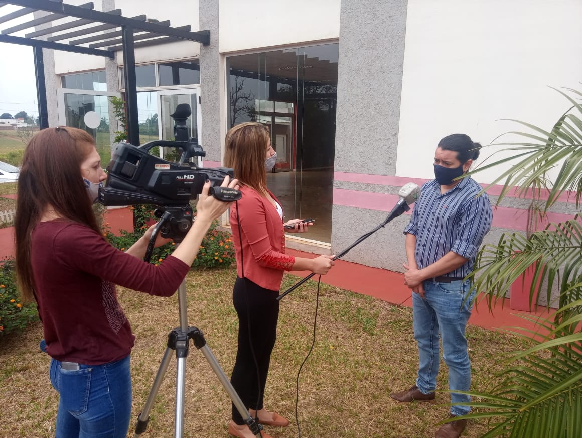 Trabajo y más trabajo. Nuestras bases diseñando agenda. La lucha continúa todos los días ...todo el año en defensa de la escuela pública.
<a href="/grillo141/">Ruben Dario</a> <a href="/cjdechat/">Christian Dechat</a> <a href="/Marcos42866602/">Marcos Caballero</a> <a href="/udpm_misiones/">UDPM</a> <a href="/udpm_info/">UDPM INFO</a> <a href="/robertoadrian82/">Roberto Adrian</a> <a href="/BurtnikClaudia/">Claudia Burtnik</a> <a href="/CristinaFretes4/">Cristina Fretes</a> <a href="/BoveroEdith/">Edith Bovero</a>