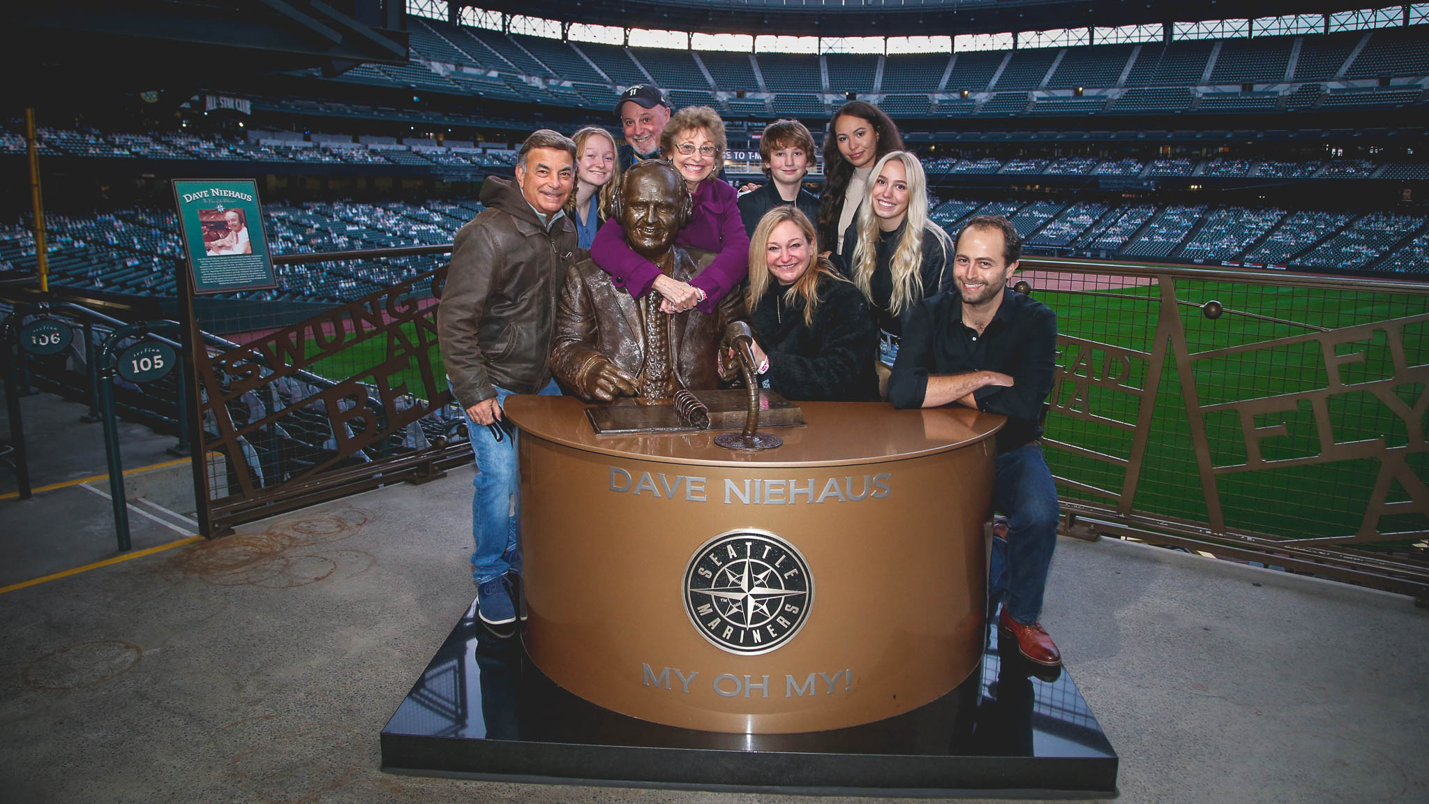 Seattle Mariners on X: The Niehaus family and Rick Rizzs stopped by to say  hi to Dave today. His memory will live on forever. 💙   / X