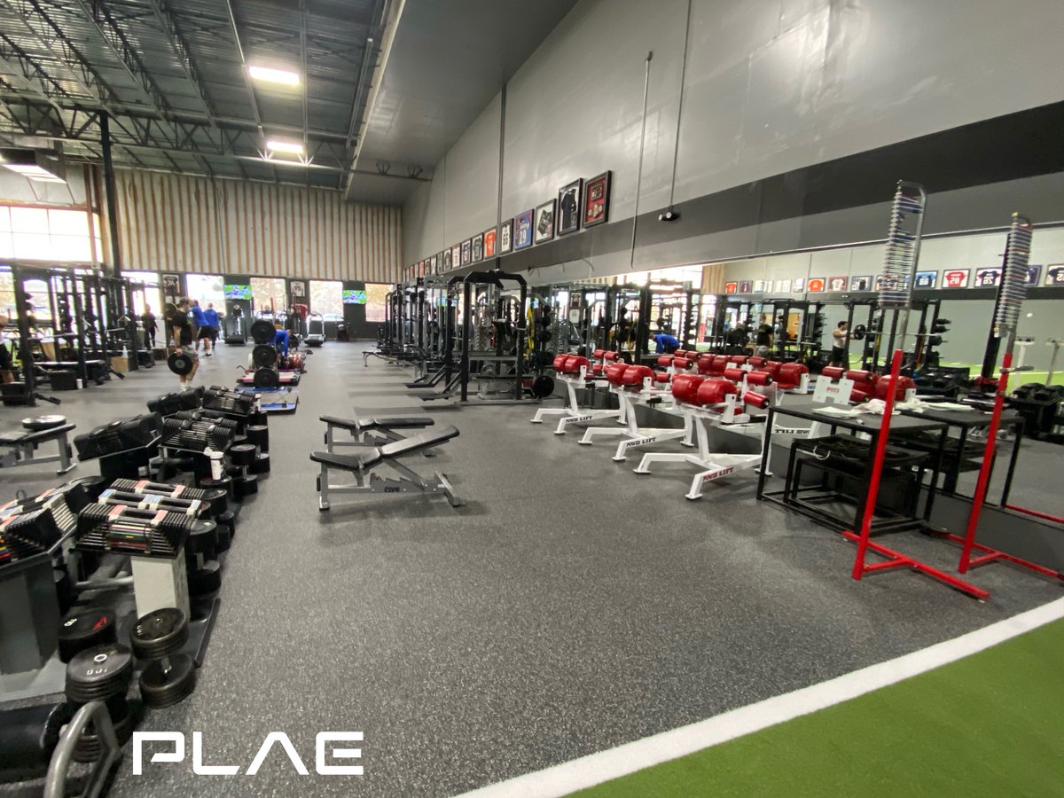 plaeglobal's tweet photo. New space, who dis?

WOW, @landowperform with an incredible new facility decked out with our signature Attack turf &amp; Achieve rubber flooring. Featuring a new angled drop zone concept on the platforms! We are proud to work with this team on yet another facility.
#RefuseSecondBest https://t.co/4iHNUsHloc