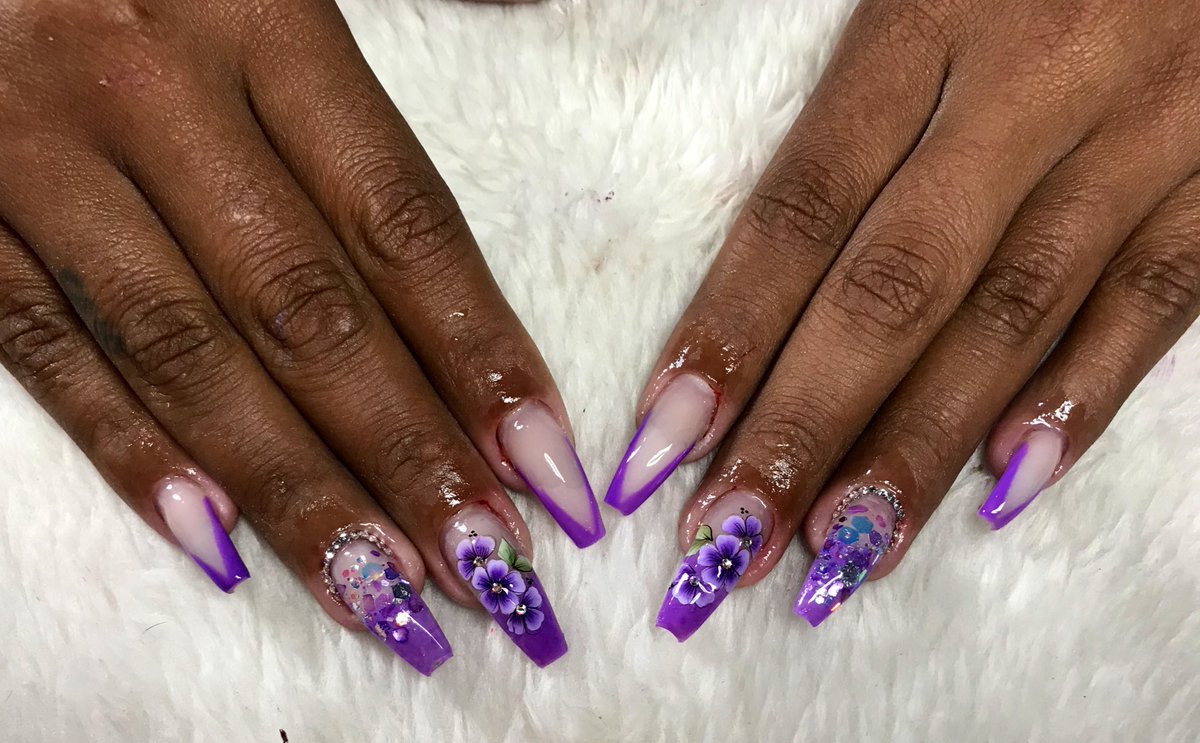 Alemoes1's tweet photo. ✨🥺🥰
.
.
@Inndymarcos
Seguem lá no Insta: @suene_alemoes -> Espaço Suene alemoes
#nails #unhasdegel #Acrigel
#fibras #fibrasdevidro #fibranaTips
#amor #dedicação #desing #artistsoninstagram
#instagram #acrilicnails #acrilico
#unhasdecoradas #unhasgel
#unhasdegelperfeitas https://t.co/YLMEWTS2Nw