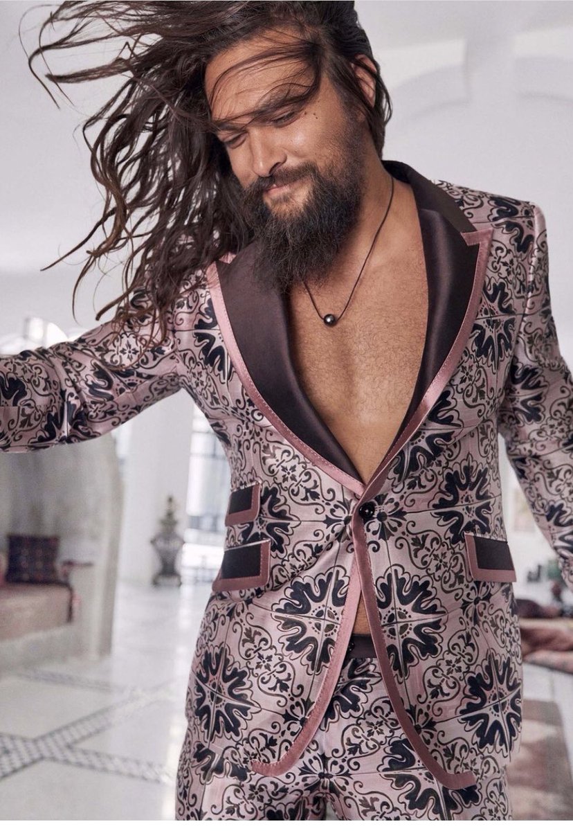 RuschAudrey's tweet photo. Jason Momoa appreciation post to brighten your day mostly from his IG. This man sets my ovaries on fire 🔥🤩😝. #yummy  #jasonmomoa #thirsttweet #khaldrogo #Aquaman #Conan #RononDex #DeclanHarp #hesofine https://t.co/EpyCBZN83y