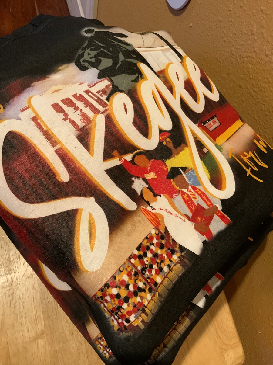 L_Vuitton_Dawn's tweet photo. Getting these ready to ship these out tomorrow for my SKEGEE ppl among some other goodies. Still 20% off! https://t.co/UXR5k4GzJA #skegee #tuskegee #tuskegeeuniversity #itsskegeeforme #hbcu #hbcugrad #hbcualumni #skegeetwitter #hbcustudent #tu19 #tu20 #tu21 #tu22 #tu23 #tu24 https://t.co/Mb5kU1h1Ut
