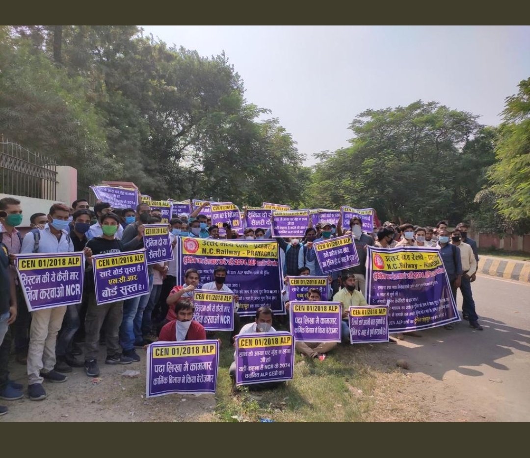 Kushwaha7Umesh's tweet photo. @RailwayNorthern @RailMinIndia @PiyushGoyalOffc @GM_NRly @drmdelhi @pcomnr @pccm_nr @RPFNRDLI @rpfdliwest @NRRPF #Increase_ALPTraining_Capacity 
#NewAlpJoining_NR
#ALP_Ki_Kali_Diwali 
#ALP_Ki_Kali_Diwali
#ALP_Ki_Kali_Diwali 

@JammuRrb
@RailwayNorthern @srdcmfzr @drmfzr  @drmlko25 
CEN01/2018
Kab milegi hum logo ko khushiya.....??
Yuwa mange rojgaar https://t.co/DovZXhtzZm