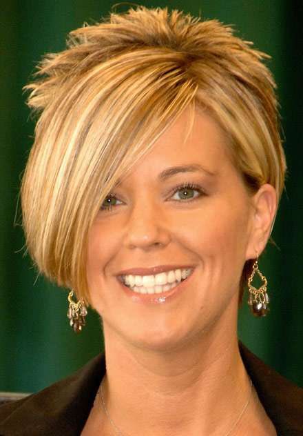 cleversister01's tweet photo. @abcdrih This haircut https://t.co/0ZpkWspwcc