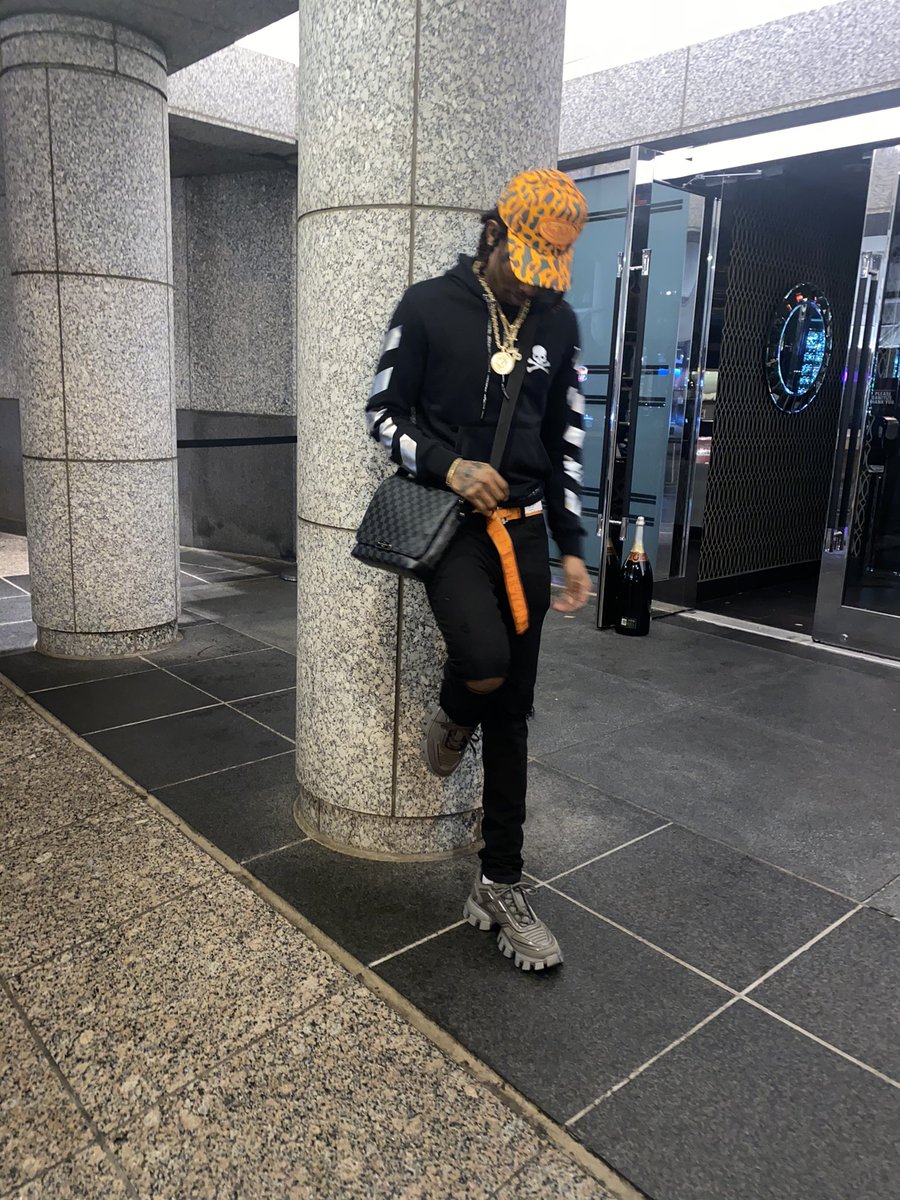 VonDaChamp 🥇 tweet media