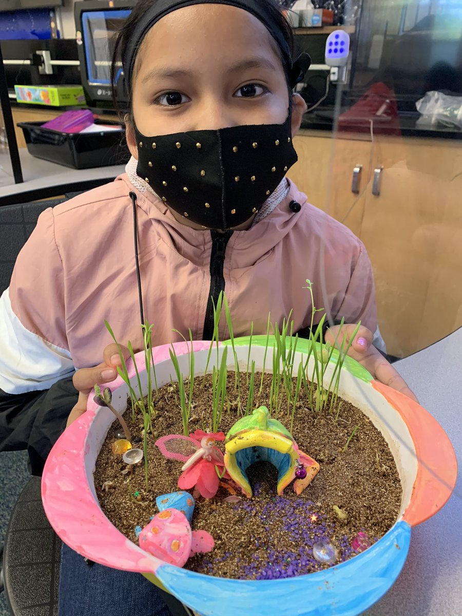 bulldogs_ctms's tweet photo. Ss in Mrs. Stachelski’s class were creating their own #fairygardens today. So much fun and oodles of glitter. #goodtimes #teamCTMS https://t.co/Pk2JVC3dlO