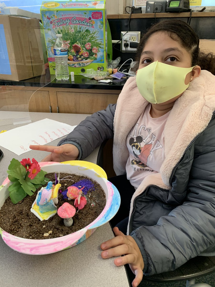 bulldogs_ctms's tweet photo. Ss in Mrs. Stachelski’s class were creating their own #fairygardens today. So much fun and oodles of glitter. #goodtimes #teamCTMS https://t.co/Pk2JVC3dlO