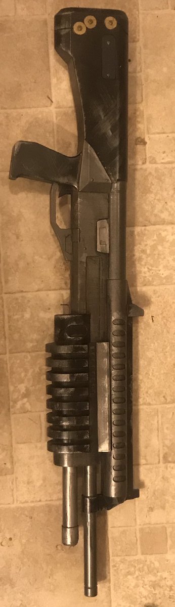 CosplayMh's tweet photo. That’s it. The newest addition to my armory!  The M90 shotgun modeled by D3LTA Props and built by me.  And yes. This shotty pumps!  Can’t wait to see it with my armor. @Halo https://t.co/w9nNv2HkeS