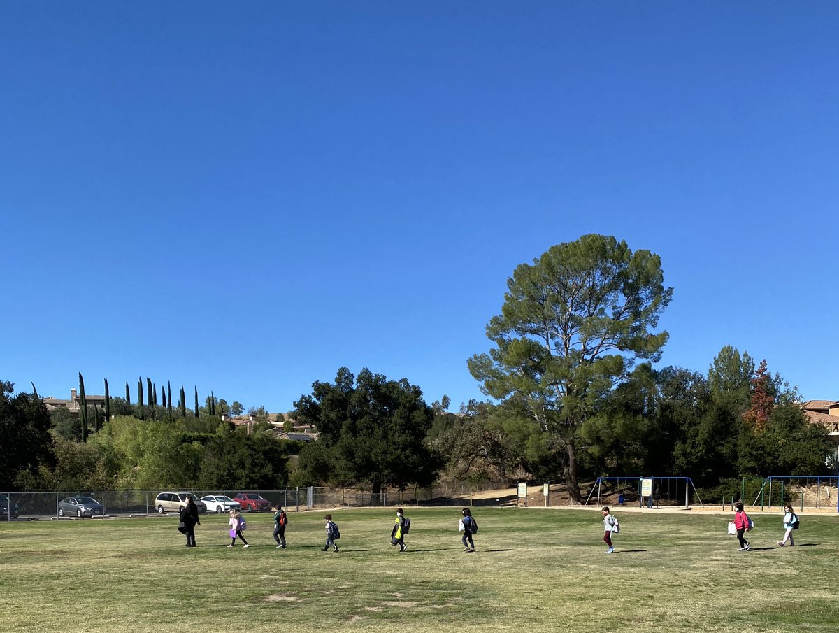 TK-2 students back on campus this week at <a href="/RoundMeadowElem/">Round Meadow Elem.</a> !!! 🐴💙 Go Colts!