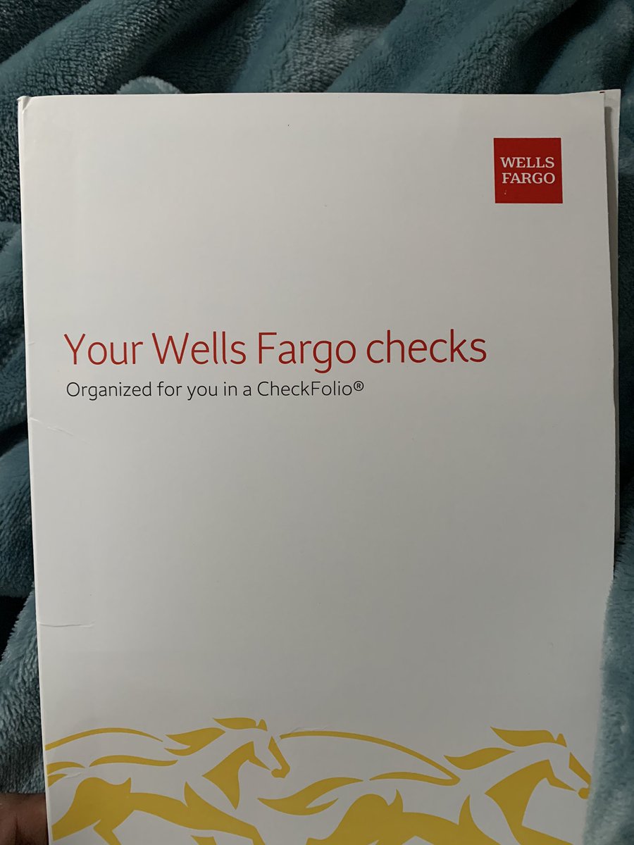 almondrocababe's tweet photo. My 4th account. Thanks, my former work family, @WellsFargo! https://t.co/xDHRJkCiUa