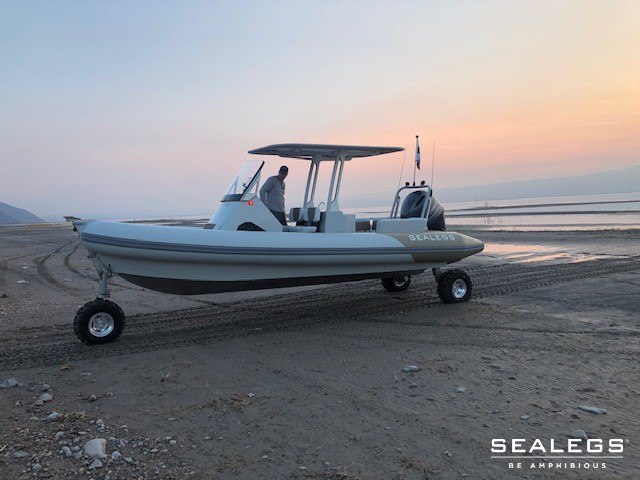 SealegsBoats's tweet photo. One lucky Sealegs owner in Bear Lake, Utah USA recently took delivery of their 7.5m Hydrasol RIB - the first of it's kind to arrive on US shores. https://t.co/uXBfc4uZEP