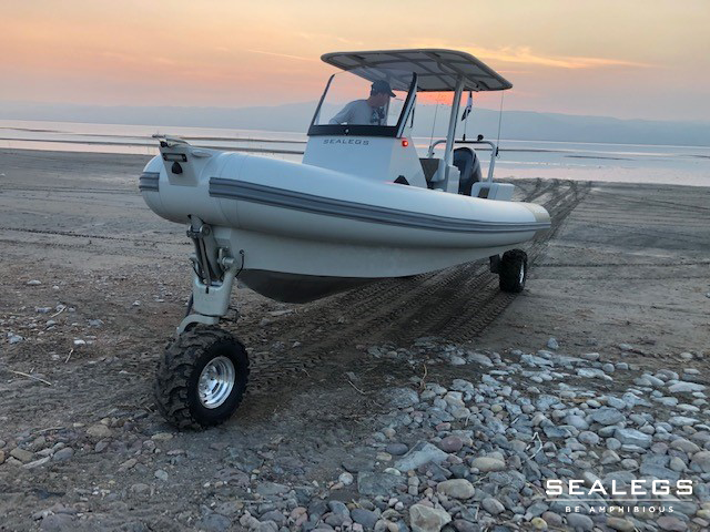 SealegsBoats's tweet photo. One lucky Sealegs owner in Bear Lake, Utah USA recently took delivery of their 7.5m Hydrasol RIB - the first of it's kind to arrive on US shores. https://t.co/uXBfc4uZEP