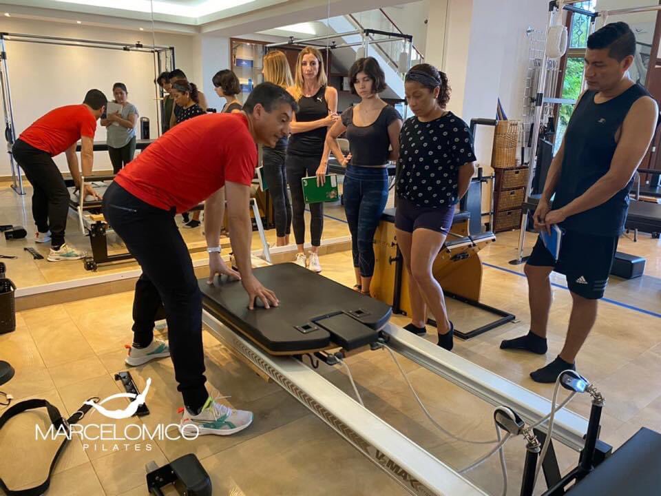MarceloMico's tweet photo. Tercer día de Certificación Pilates Básico.
Fin de semana intenso y satisfactorio. 🏆 
.
https://t.co/TUSJntcD01
Tel. (322) 209 0902
Cel. WhatsApp 322 180 3103
admon@marcelomico.com
#moverseparafluir #PuertoVallarta #Mexico #fitnessmotivation #health #pilates #fitnessday https://t.co/OpSqPlCJTM