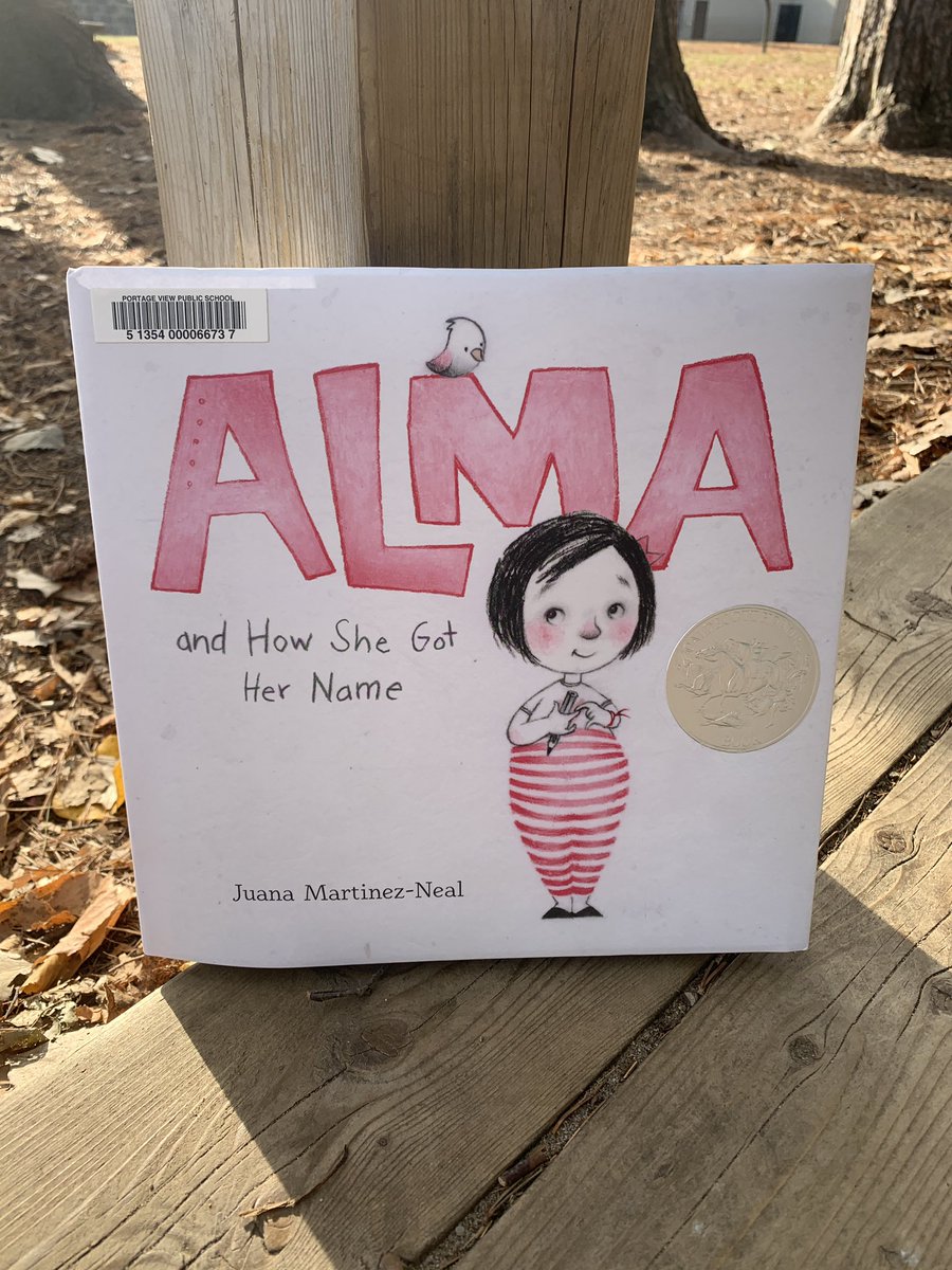 pawspvpstoread's tweet image. A beautiful day to be outside today @PortageView We shared a fantastic book by author and illustrator @juanamartinez and then celebrated our names! #GlobalReadAloud We made plans for making the story for our names.