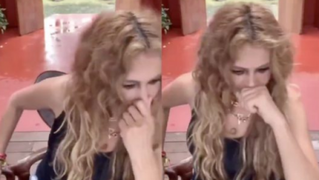 agus_rey's tweet photo. Paulina escuchando la versión de Cinthia de "Yo no soy esa mujer" #Cantando2020 https://t.co/tTlXwtKdSe