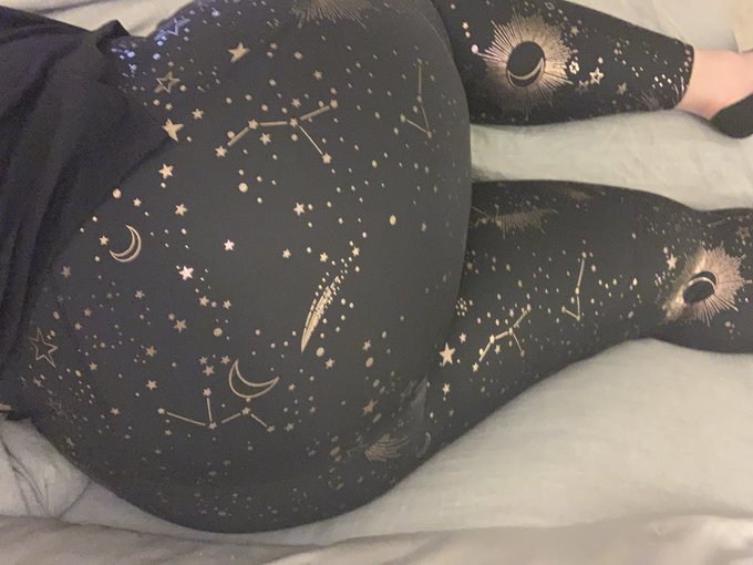 New workout leggings https://t.co/saZ7KekhwC