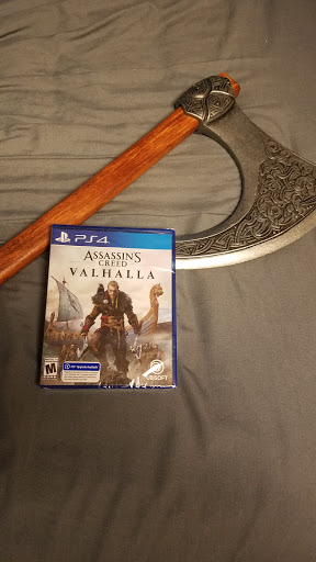 AndMenus's tweet photo. After a long opening shift, I'm happy to say that Assassin's Creed Valhalla is amazing and finally made proper Assassins cool again. https://t.co/lj72UIGXLz