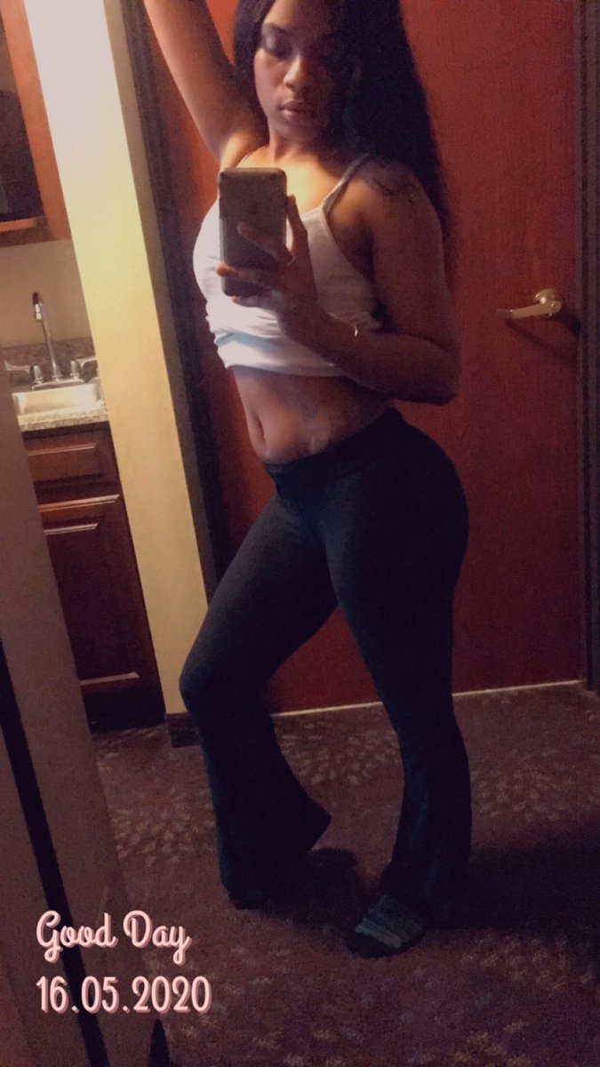 mi_wayy's tweet photo. Yoga is life #futurepsych #model #meditate #beauty #michigan #followme https://t.co/4oAbrFE6RS