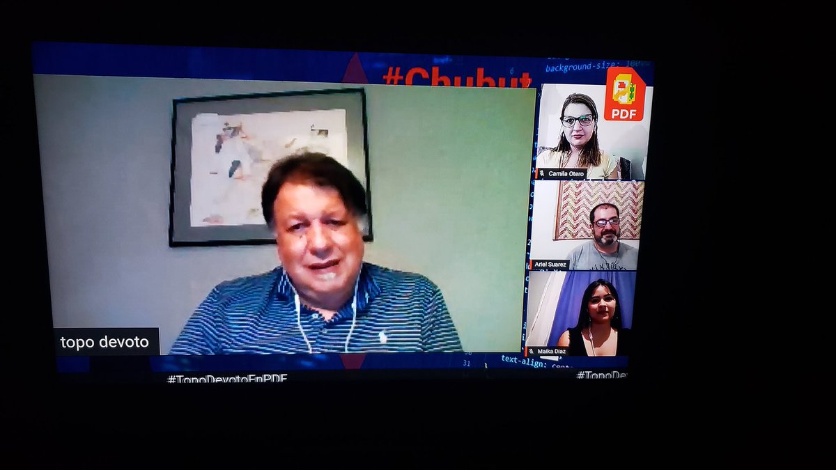 pjdigitalchubut's tweet photo. Gracias por tu visita compañero Topo Devoto excelente peña junto a @ari_suarez @MaikaDiaz5 y Camila Otero.
Cuantas historias y recuerdos #NestorVive https://t.co/T9dDN5586s