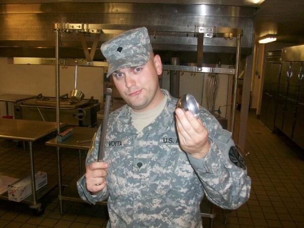 DarthVoita's tweet photo. Once upon a time... #ArmyCook #92G #ArmyVeteran #Hooah #WeFeedTheWay #10YearsOfMyLife https://t.co/fcIJjYC7zE