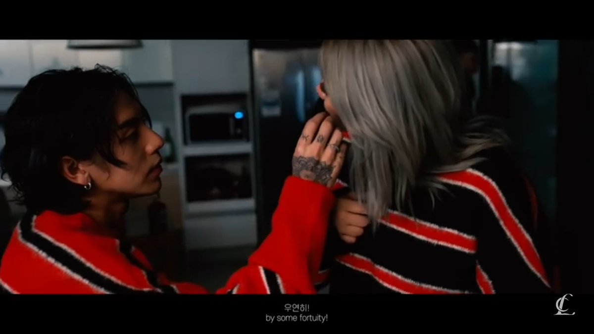 eas_peas's tweet photo. Eu amo q as vezes eles esquecem que a Câmera tá ligadaa.....isso mesmo Ian coisa da nossa Chaerin ou como vc mesmo chama ela de Chariinnie #5STARVideoOutNow https://t.co/6iOAM8pVJd