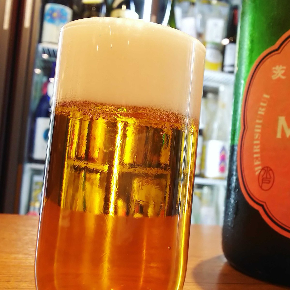 お酒ならkurand 寒い日は梅酒をレンジで温めてビールで割るだけの ホット梅酒ビール で身も心も暖かくなりたい 梅の甘酸っぱいエキスとビールの相性が抜群で泡までおいしい