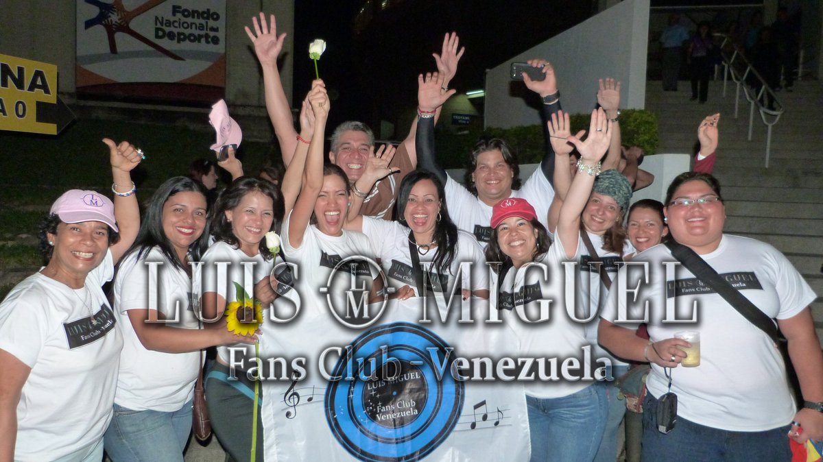 LMFCLUBVZLA's tweet photo. #Recordandoelayer #TheHitsTour2013 #Venezuela @LMXLM #Vamospormas #LuisMiguelFansClubVenezuelaInternationalOfficial30AñosdeTrayectoria #SiempreArribaVenezuelaSiempreArriba #LuisMiguelVenezuela #Valencia #Carabobo https://t.co/sdIaesbMPU
