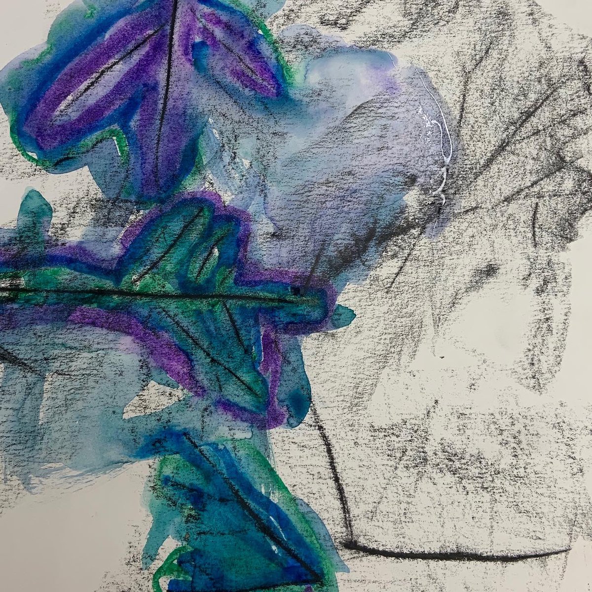 WSEArtRoom's tweet photo. Be-leaf it or not, but these beauties were made by Kinder and first-grade artists who learned about texture, and transforming marker outlines into paint. #texture #elementaryartists #KSArtEd https://t.co/U3hL90DKSa