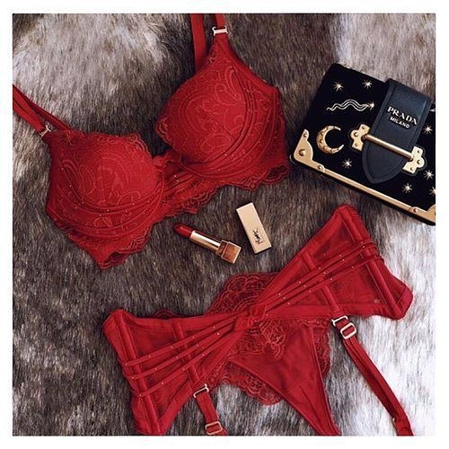 CamgirlGeeks's tweet photo. Choose red, dress up for seduction! ❤️
#redlingerie #sexylingerie #camming #cam #camgirl #cammodel #webcam #adultwork #webcamgirl # #camgirltips #makemoney #sexworkiswork https://t.co/SK4CIvaNba