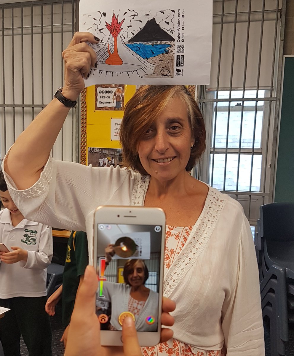 4R using <a href="/quivervision/">QuiverVision</a> for the first time. Volvanoes erupting everywhere. Even miss Rooney's head