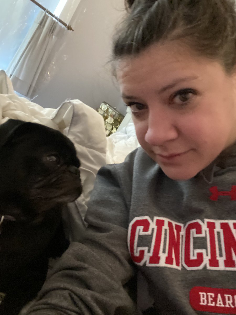 HeidisAdventure's tweet photo. My Corona companion. No make up and sweats. #single https://t.co/uG7jkr7Bsm