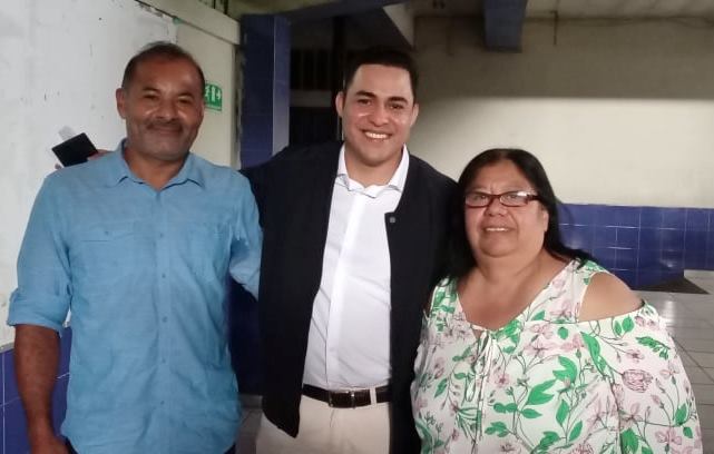 Sandra Yanira Martínez candidata a Diputada por el departamento de La Libertad y Henry Flores candidato a Alcalde para la alcaldía de Santa Tecla por Nuevas Ideas.
