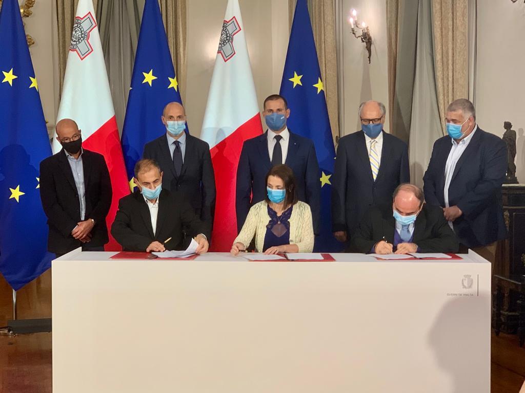 muscatalex's tweet photo. The benefits reaped from the #Maltese residency and foreign investment programmes are strong and evident. 
@MaltaGov has signed an agreement through which the government will give a €5million grant from the National Social and Development Fund to @puttinucares. https://t.co/xclNcz4MlO