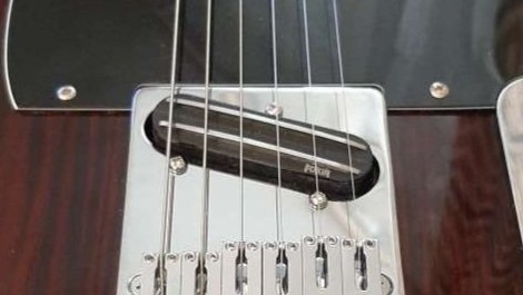 1denwin's tweet photo. Fokin Stiletto T is awesome pickup. My tele sounds so sick. https://t.co/emCYlLdePm
