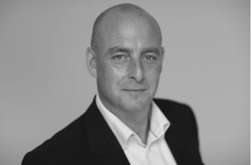 Stort tillykke til Jesper Bennike, direktør for OiSTER, som er udnævnt til Vice President og direktør for vores privatmarked 🎉

Udnævnelsen sker i forbindelse med en reorganisering af vores to forbrugerrettede brands. 
Læs mere om Jesper her bit.ly/privatmarkedsd…