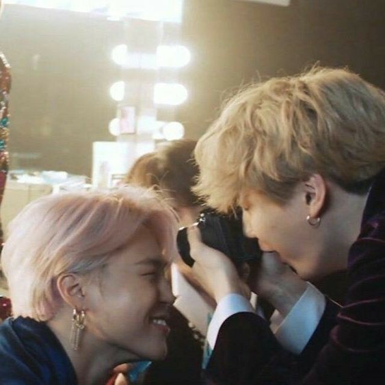 just yoonmin things and iconic moments — a thread to make your day ! ♡