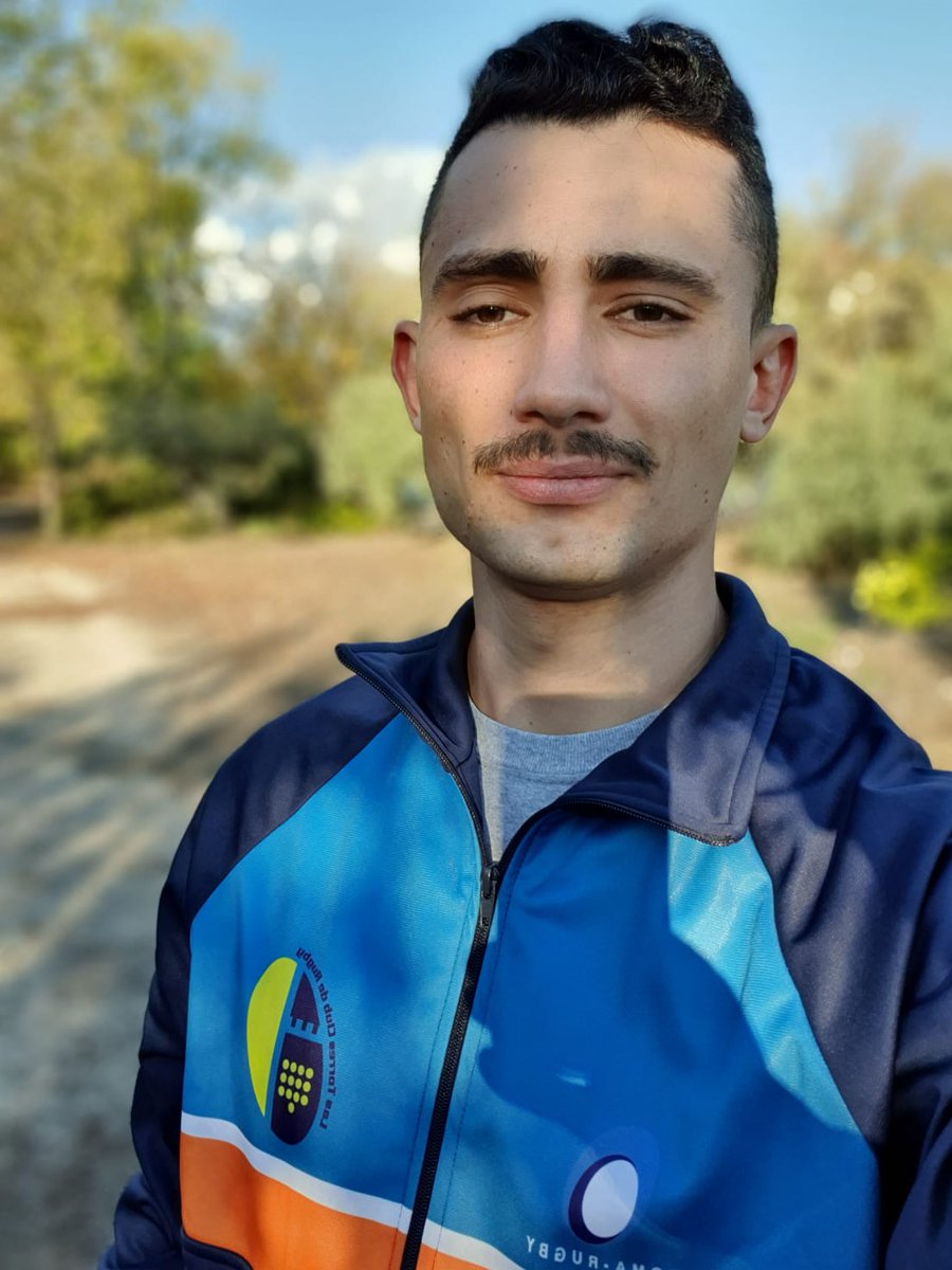 lastorresrugby's tweet photo. Y hoy le toca el turno a la gacela galopante de nuestra línea. 
Un tío que corre que se las pela y deja atrás a todos. 
Un #MoBro como la Copa de un pino. 
Daniel Esteve #Movember @MovemberES @ferrmur @ferugby #Rugby #RugbyEnMurcia https://t.co/BikDO5pdRK