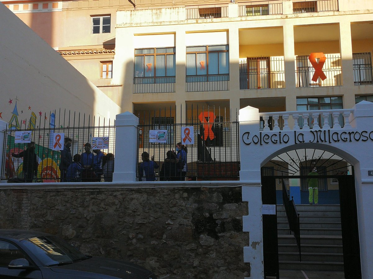 Los padres de los 8.217.662 alumnos en edad escolar no podrían escoger el colegio de sus hijos e hijas. No dejes que otros elijan por ti. ¡Di NO a la #LOMLOE!#StopLeyCelaá
#MasPlurales