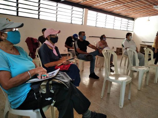psuvelrecreoccs's tweet photo. #Juntos construimos futuro, soñamos una Patria más hermosa y una #Venezuela capaz de vencer a cualquier enemigo.
La constitución de una #EPSDC de gas #comunal no es un mero capricho, es aportar solución estructural a una necesidad común.
#VamosJuntxs https://t.co/1sPU1u84iV