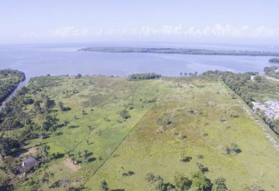 DePortuaria's tweet photo. Urabá, está lleno de incontables riquezas, es tiempo de que nosotros visibilicemos nuestra región y lo que poseemos, es por eso  que el Comité de Iniciativa Portuaria está luchando por el desarrollo de los pueblos de urabá de cara al mar.
#TurboLaMejorEsquinadeAmérica https://t.co/S5GX5mkWlk