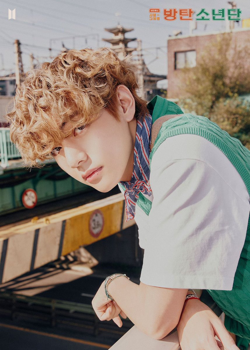 taehyung and his fluffy hair : a thread