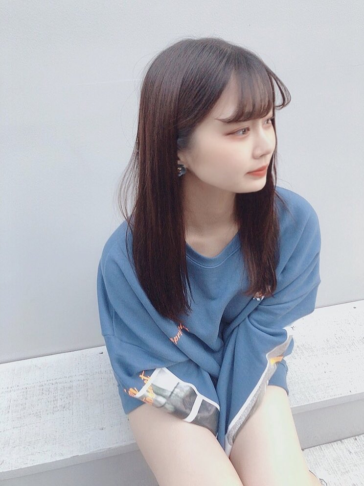 最近お気に入りのヘアオイル❤︎

優しい香りだから男性でもいけそう😳✨

私てきに香水も大事だけど髪の毛からふんわりいい香りがする方がなんか好きなんだよね💕😌

#Loretta #ヘアオイル https://t.co/TG3AMOH7jY