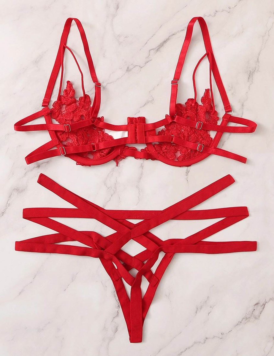 GeesGorgeousInc's tweet photo. Like and Quote tweet this tweet and it get 0 likes, 0 RT’s and 0 comments by 6pm tomorrow, winner gets a free bra set. You have to be following us to win this competition https://t.co/NYxubSsHPj