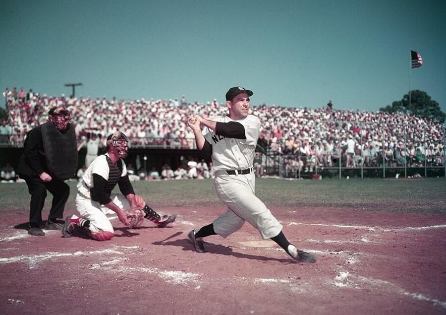 bubba58272424's tweet image. The legendary Yogi Berra!!! Cheers!