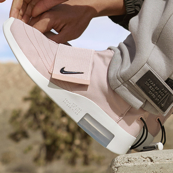 SOLELINKS's tweet photo. Ad: RESTOCK + STEAL
Fear of God x Nike Air Moc 'Particle Beige' only $83.97 + FREE shipping 

=> https://t.co/tDvjYhwR0h
=> https://t.co/tDvjYhwR0h https://t.co/PmN6tO2nKo