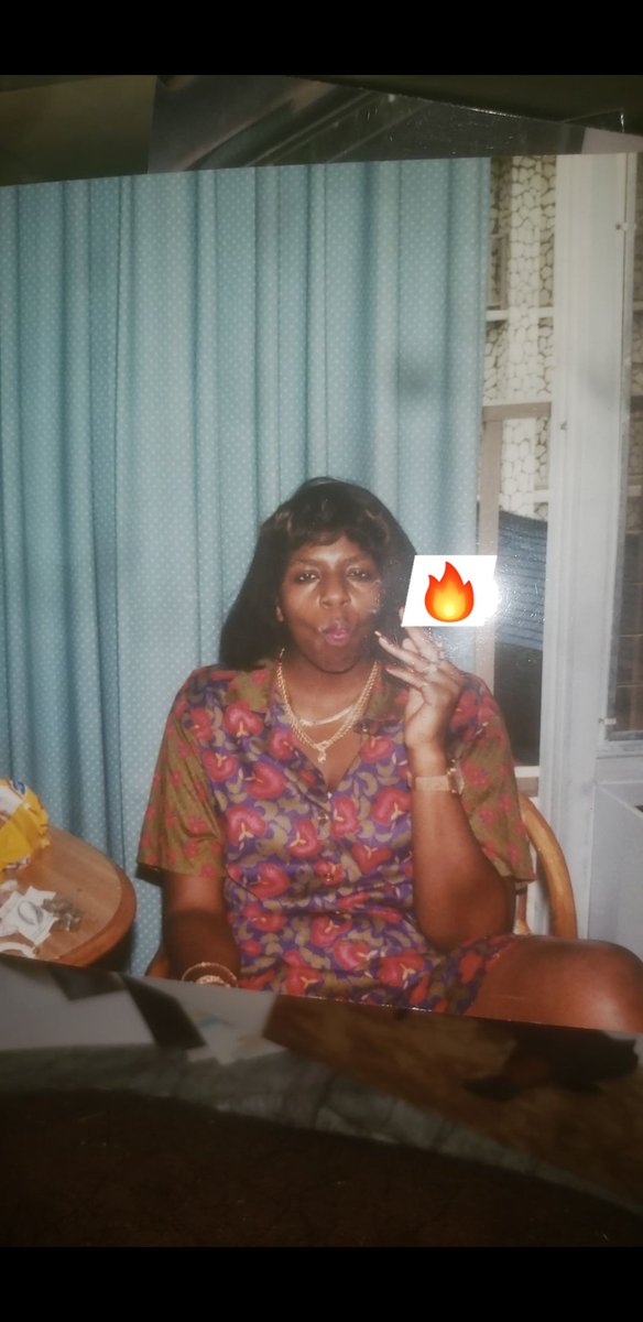 EltonSimmons7's tweet photo. Happy Birthday to the Greatest Mom ever! I miss you Madukes! 11:11 #AngiesBoy #TooCool https://t.co/jJUgk6L8pK