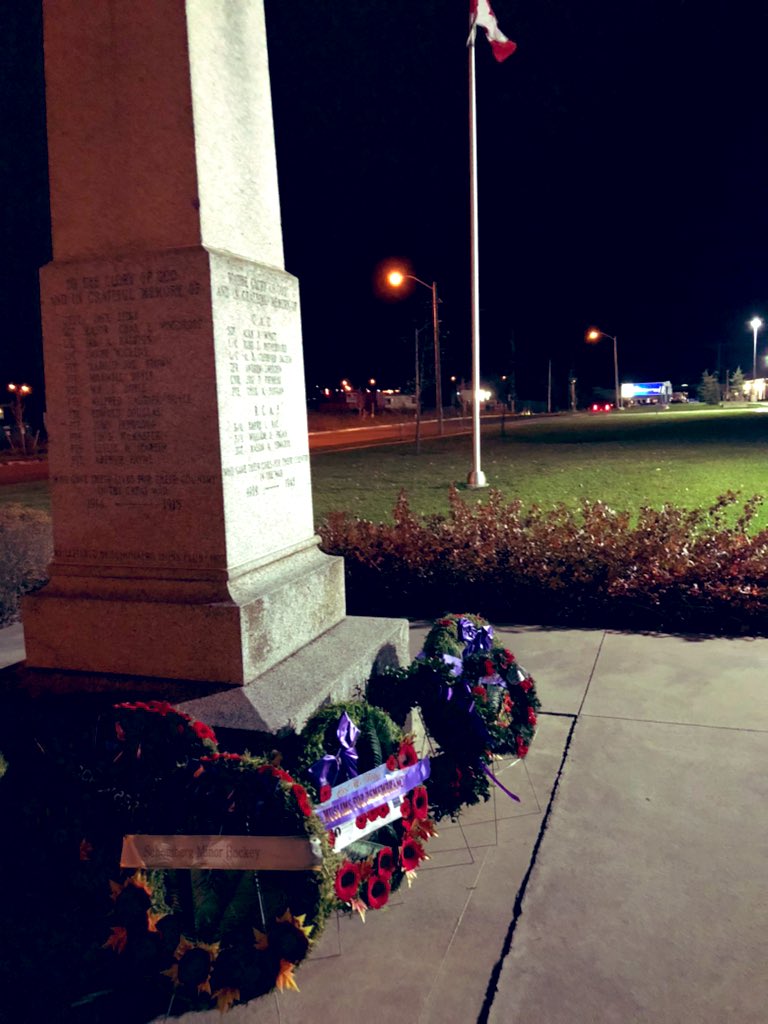 dropped wreath in #Schomberg for #RemembranceDay2020  .
#GetYourPoppy to #NeverForget and  #RememberThem   

I request everyone to donate generously on the last the day of  @RoyalCdnLegion national #PoppyCampagin 
#LestWeForget 
#CanadaRemembers 
#MuslimsForRemembrance 
#OurDuty